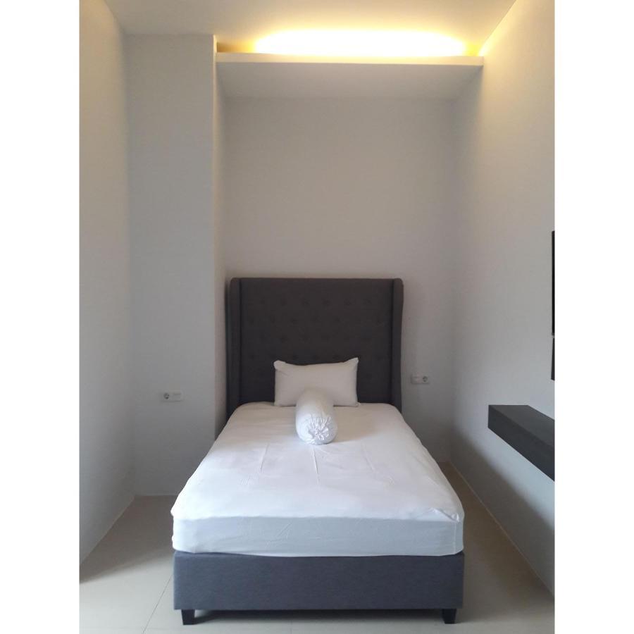 Azalia Residence Palembang Bagian luar foto